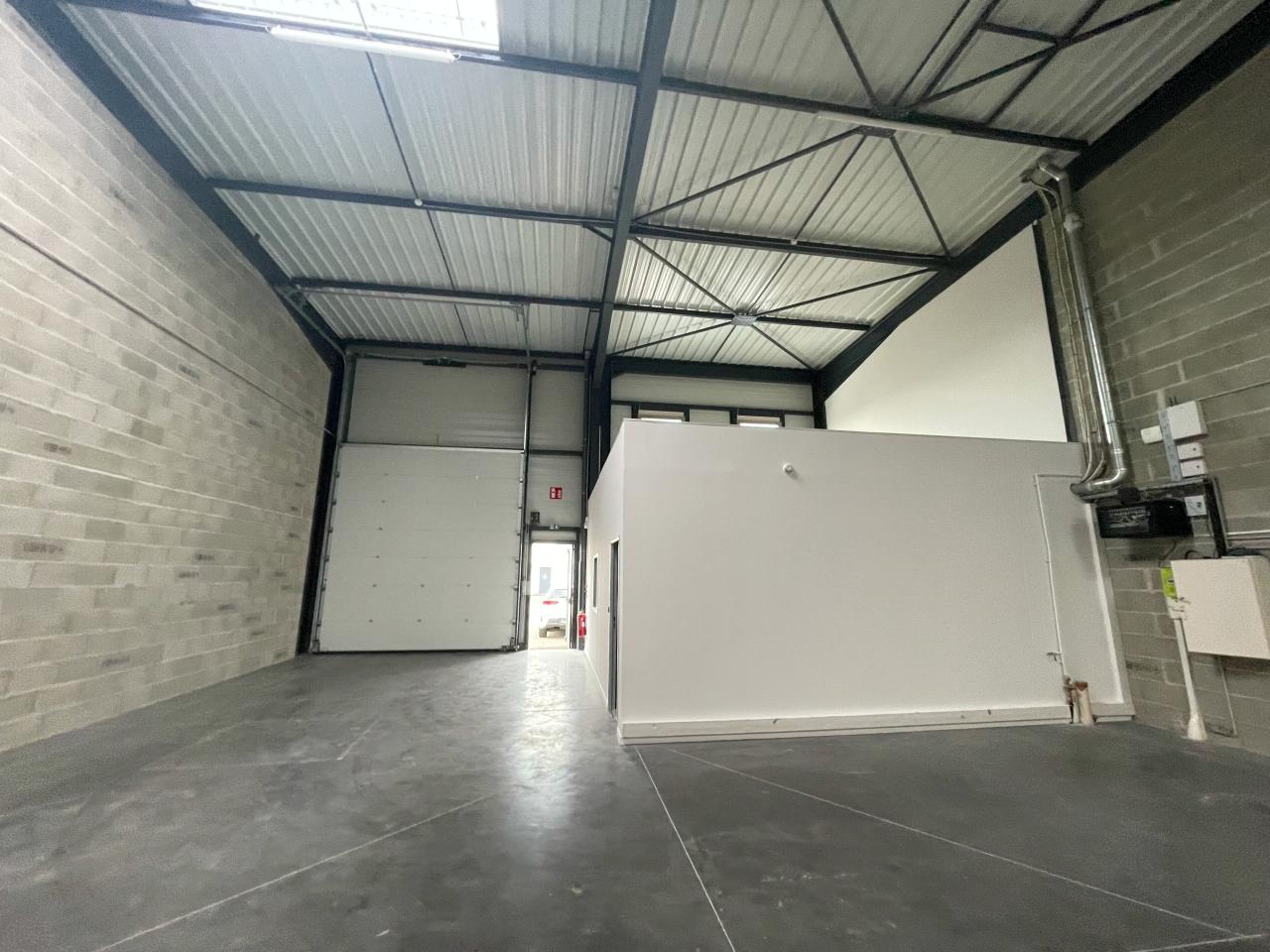 Local d'activité Corbas 335m² Location local d'activité Corbas Rhône OLACT2532508 2